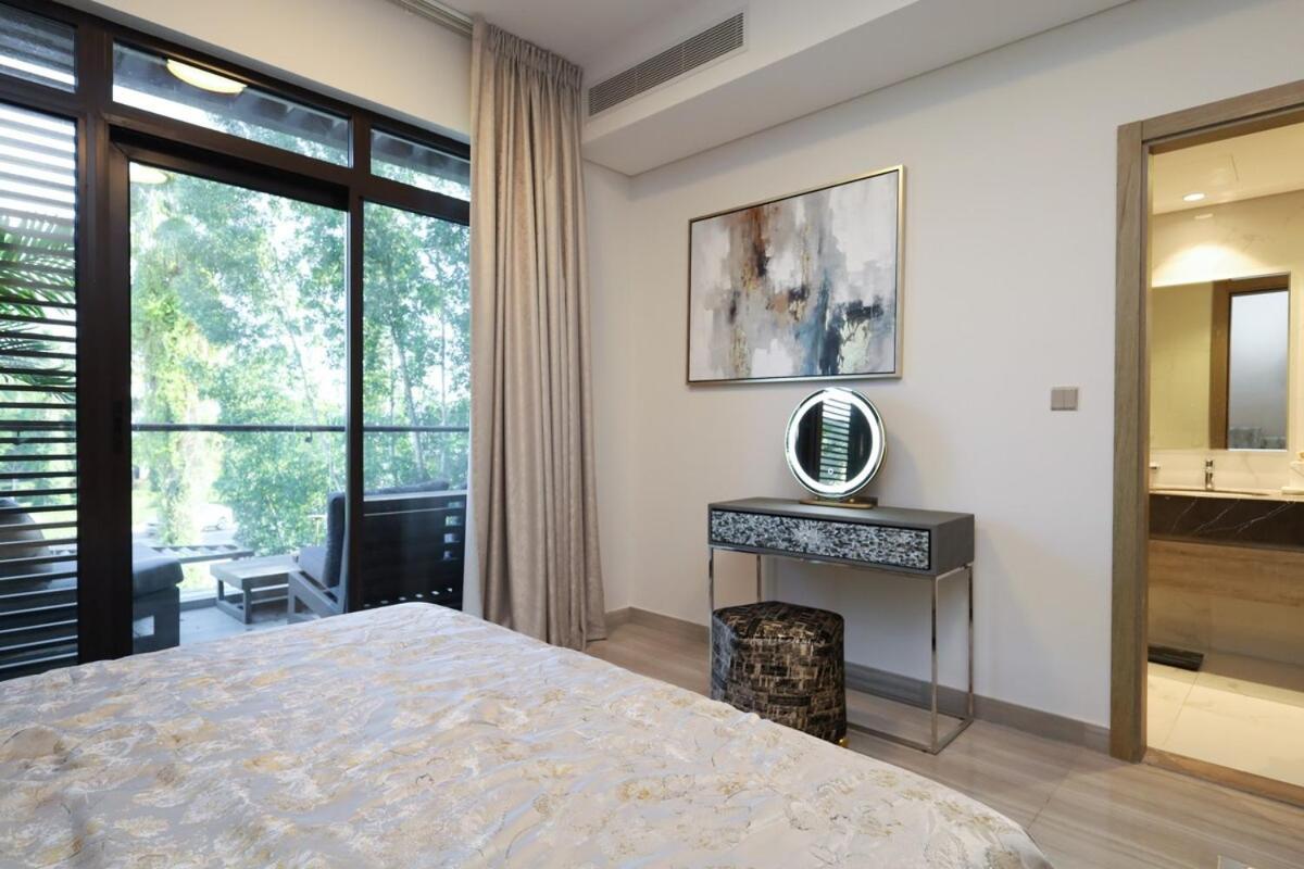 Stunning 4 Bed Villa, Private Pool, Damac Hills Dubai Exterior photo